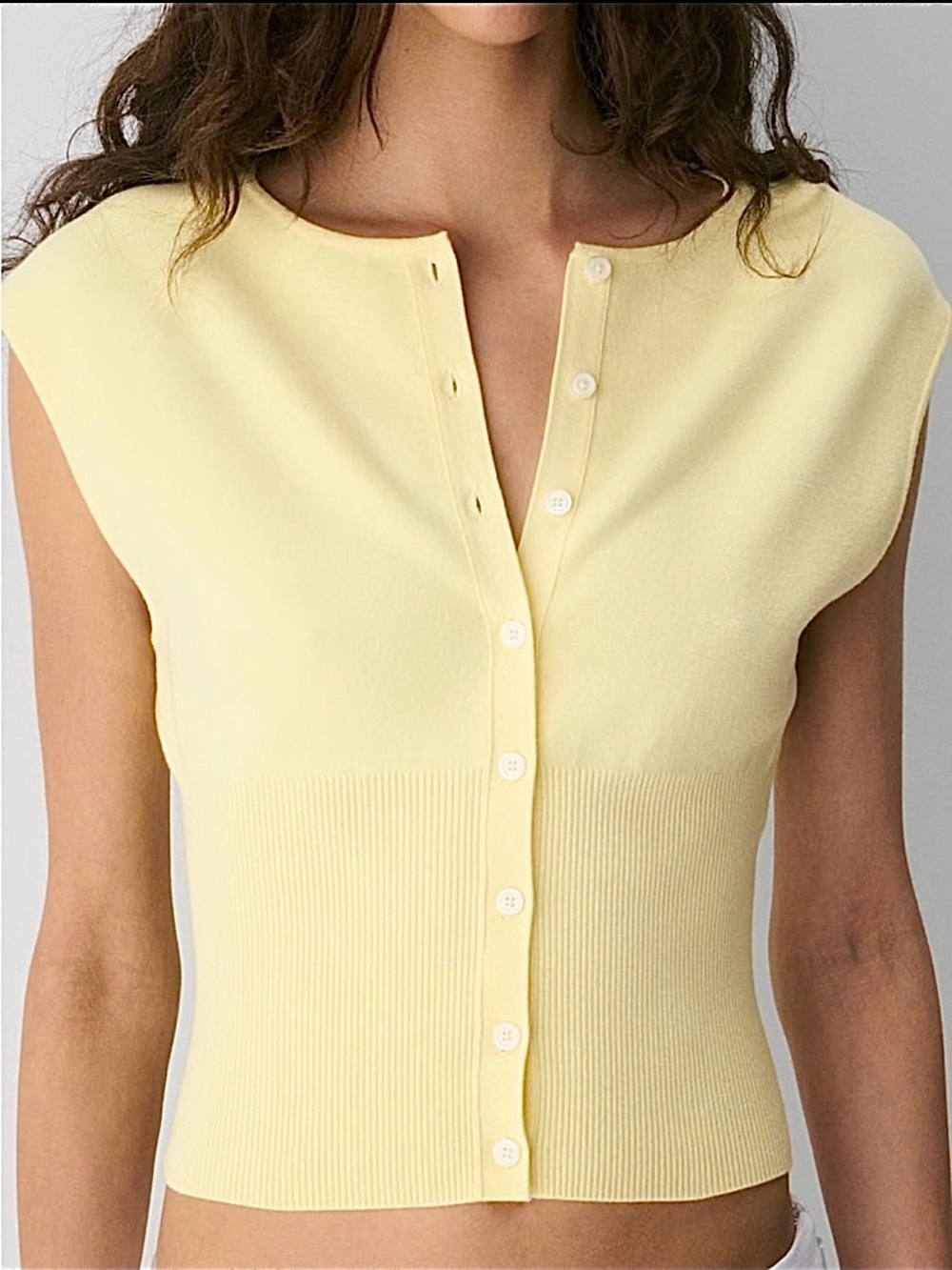 NWT Aritzia Wilfred Golightly Cardigan Small Lemonade Yellow Sold Out - Picture 2 of 7